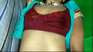 Desi married village girls fucking in Indian boy Video