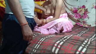 Hot Indian Aunty Deepshikha Pussy Rubbed Video