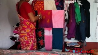 Tamil Village Sexy Aunty Maid Fuck Pussy With House Owner Video